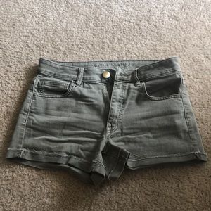 Army green super stretch shorts